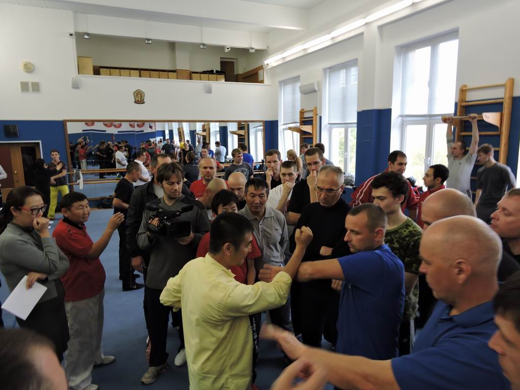 Всероссийский семинар по Вин Чун Федерации Ушу России (с приглашением китайских мастеров Ли Хэн Чана и Хун Гуэй Пин), Москва, октябрь 2014 года